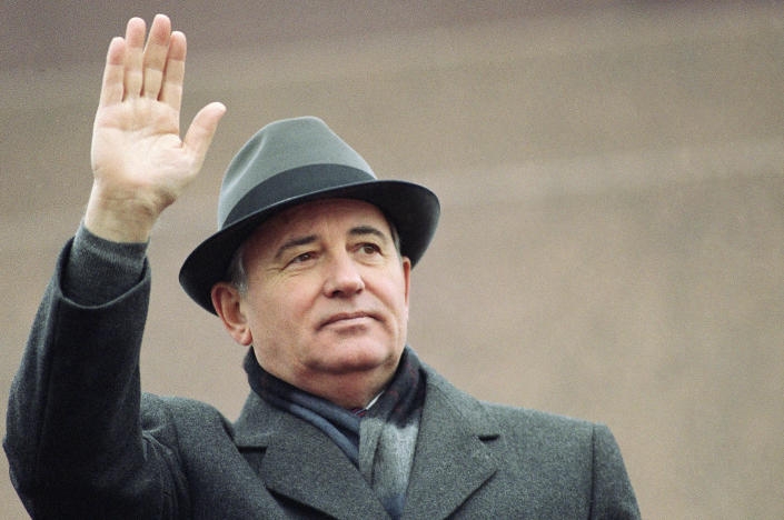 ЗХУ-ын сүүлийн удирдагч Михаил Горбачёв таалал төгсчээ