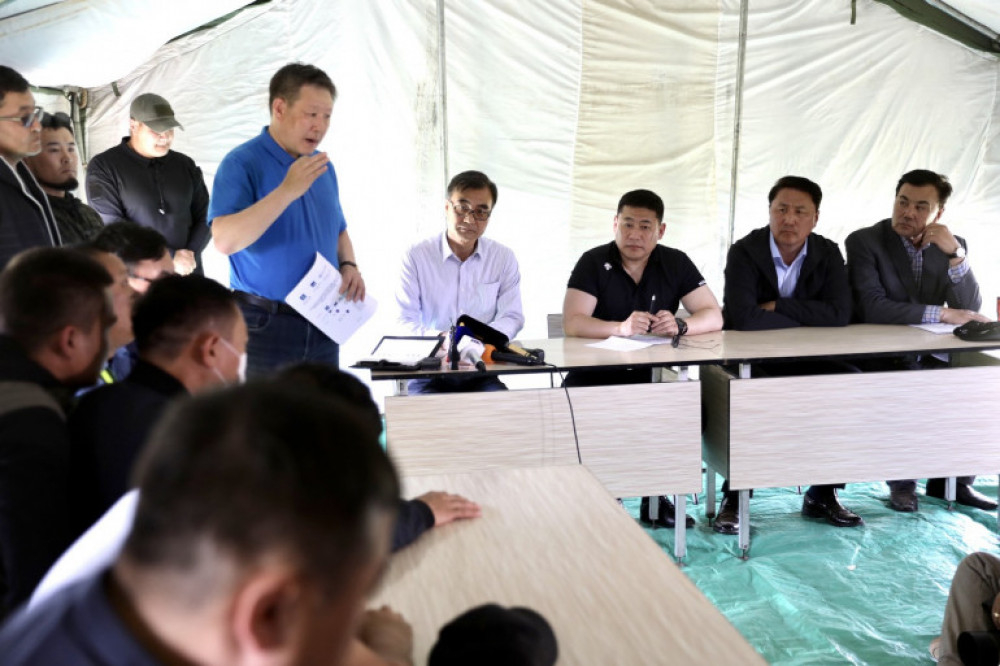 Ерөнхий сайд Дарханы замын ажлын явцыг сар бүр шалгана гэв