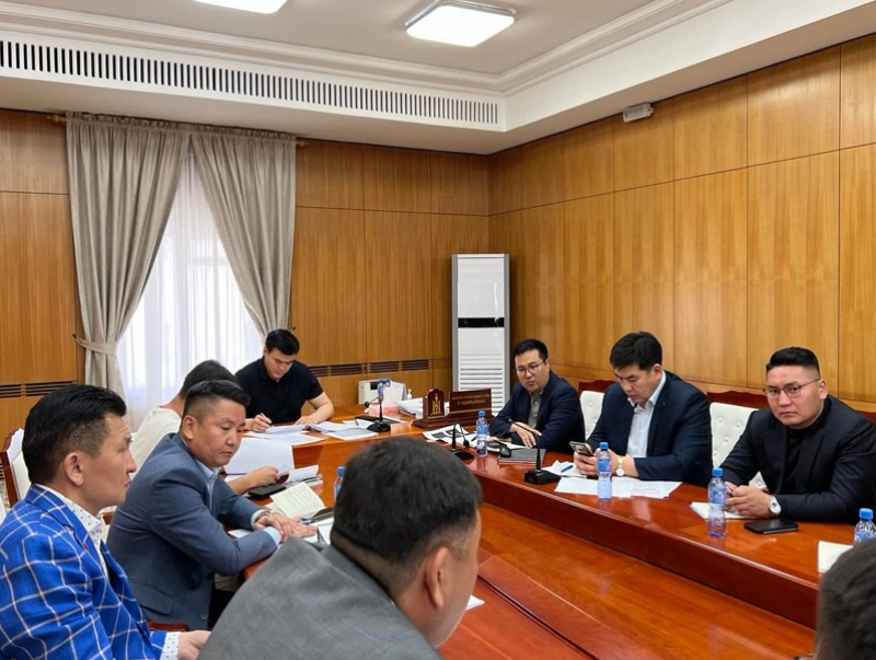 Үндэсний их баяр наадмыг зохион байгуулах комиссын даргад салбар хороод дүрмийн төслөө танилцууллаа