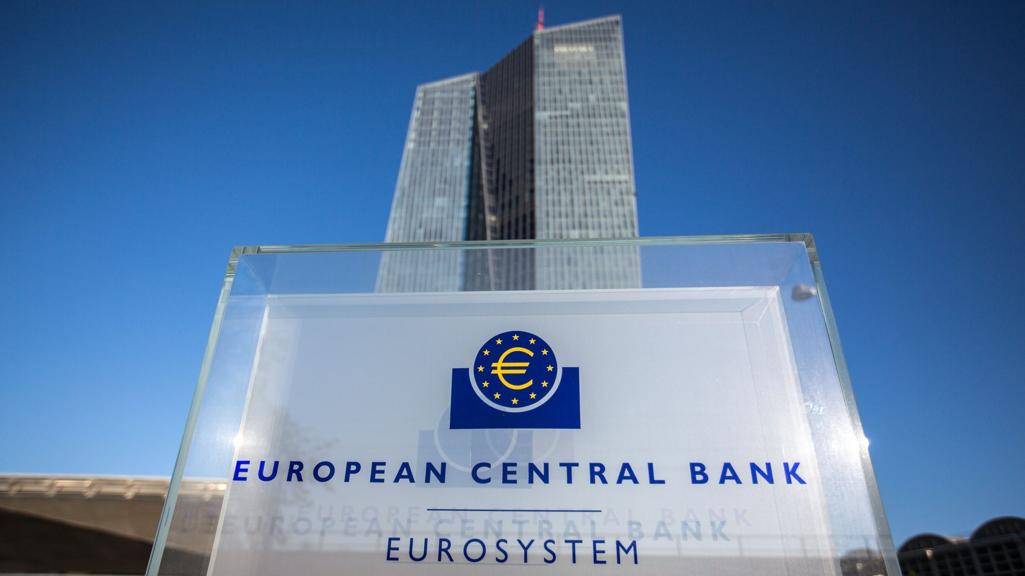 Европын төв банк: Инфляцын төсөөллийн алдааг хэрхэн тайлбарлаж байна вэ?
