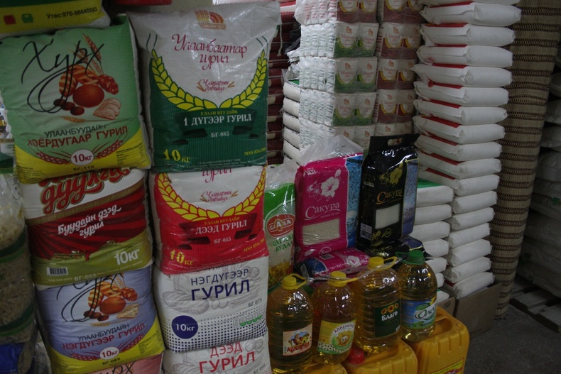 Будаа, элсэн чихэр, ургамлын тосыг он дуустал гаалийн албан татвараас чөлөөлөв