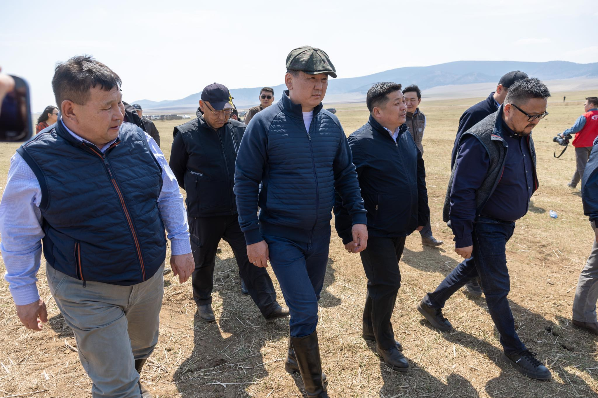 Тариаланчид мал аж ахуй, газар тариалангийн бүс нутгийг заагласан хуулийг хэрэгжүүлэхэд дэмжлэг хүсэж байна