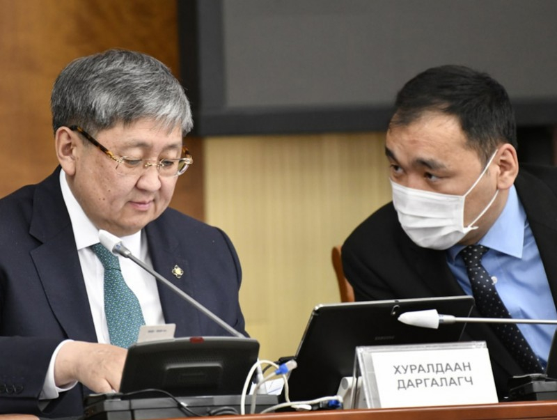 Улсын тэмдэгтийн хураамжийн тухай хуульд нэмэлт, өөрчлөлт оруулах тухай хуулийн төслийн эцсийн хэлэлцүүлгийг хийлээ