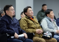 Газрын тос боловсруулах үйлдвэрийн төслийн явцтай Ерөнхий сайд Г.Занданшатар өнөөдөр газар дээр нь очиж танилцлаа .