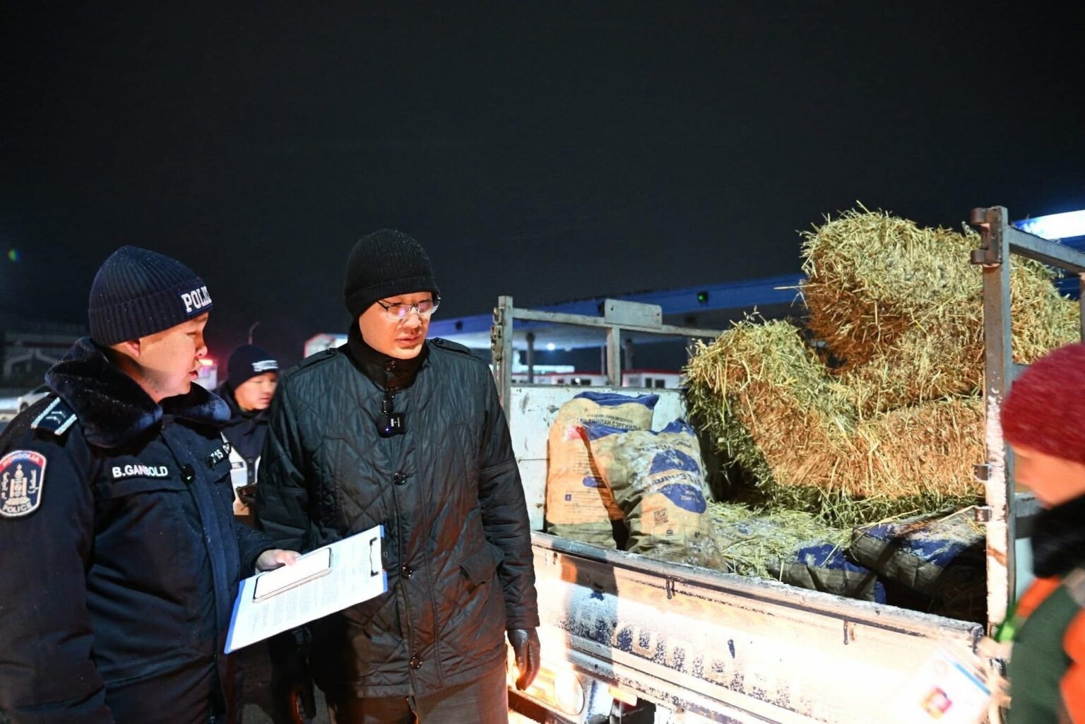 А.Амартүвшин: Сайжруулсан болон хагас коксон түлшийг орон нутагт 10-15 мянган төгрөгөөр дамлан зарж байна